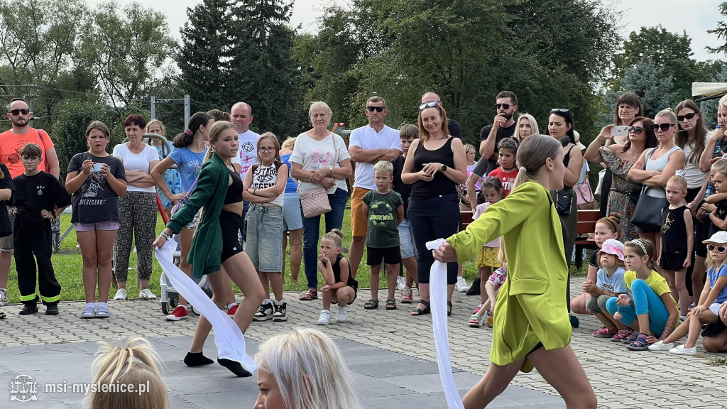 Myślenicka Scena Letnia - przystanek Osieczany