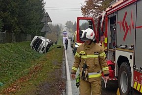 Wypadek szkolnego busa w Rudniku !-1027