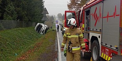 Wypadek szkolnego busa w Rudniku !-1027