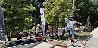 Mistrzowie deskorolki rywalizowali na myślenickim skateparku-3316