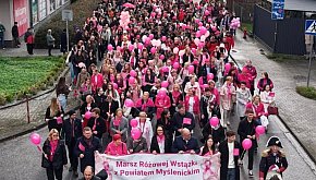 III Powiatowy Marsz Różowej Wstążki przeszedł ulic