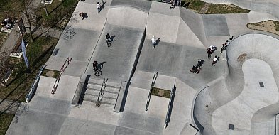 Warsztaty sportów miejskich na myślenickim skateparku