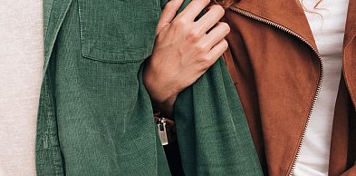 Jak kupować ubrania marek premium bez nadwyrężania budżetu?