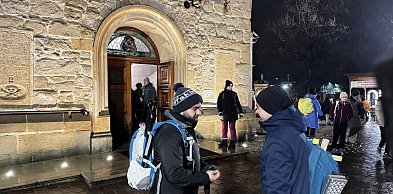 Ekstremalna Droga Krzyżowa Myślenice 2026. Pątnicy wyruszli na trasy