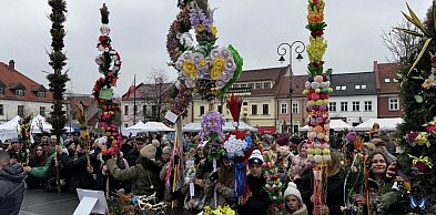 Kiermasz Wielkanocny i Konkurs Palm Wielkanocnych na Rynku w Myślenicach
