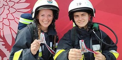 Iwona Piekarz i Karina Kalinowska - Mistrzyniami Polski w Biegu po Schodach-3889