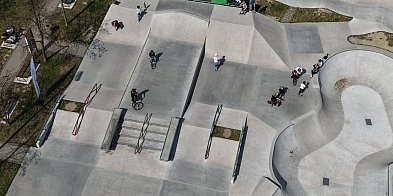 Warsztaty sportów miejskich na myślenickim skateparku