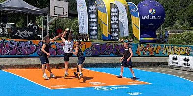 HALdent Basketball wygrywa turniej 3x3 Basket na myślenickim Zarabiu