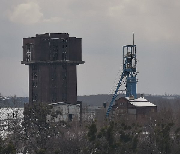Pięcioletnie urlopy i nawet 170 tys. zł odprawy. Zmiany dla dużej grupy-3880
