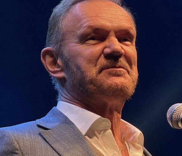 Cezary Pazura rozbawił Myślenice do łez - mistrzowski stand-up na Zarabiu-4572