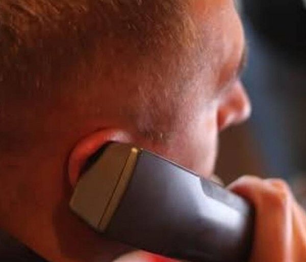 Czujność mieszkanki i szybka reakcja dyżurnego Policji zapobiegły tragedii