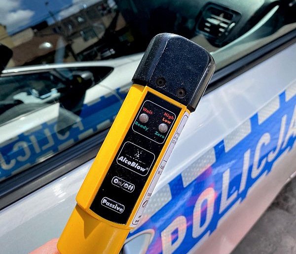 Ponad 2500 kontroli na drogach podczas akcji myślenickiej policji