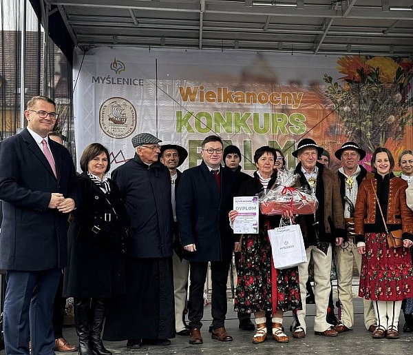 Kiermasz Wielkanocny i Konkurs Palm Wielkanocnych na Rynku w Myślenicach