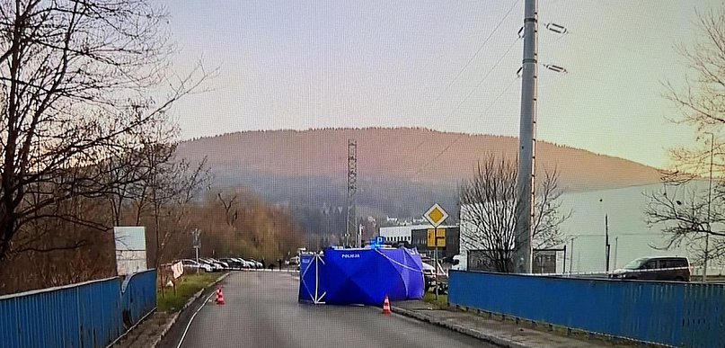 Atak nożownika na terenie jednego z zakładów w Myślenicach