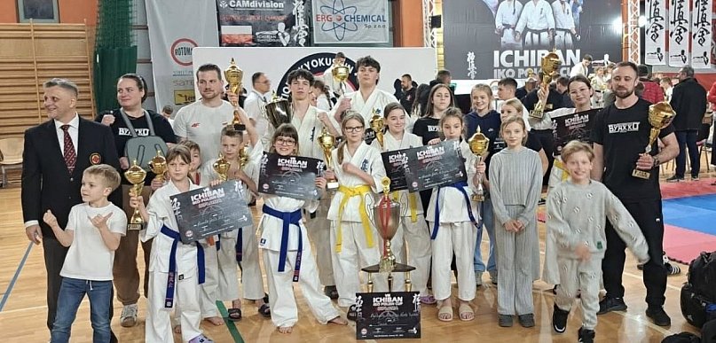 Medalowe otwarcie roku w wykonaniu Myślenickiej Akademii Karate „Byakko”