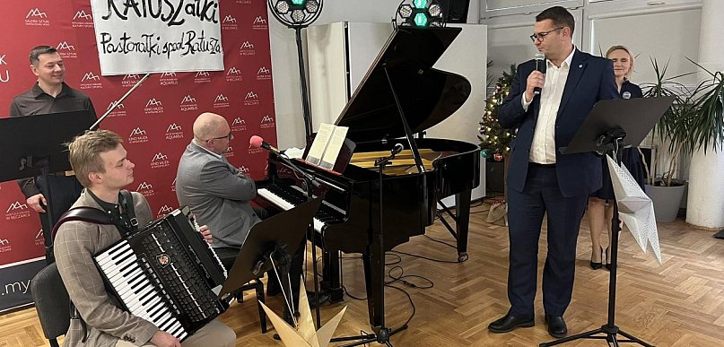 „Ratuszałki spod Ratusza” - wspólne kolędowanie w Myślenicach