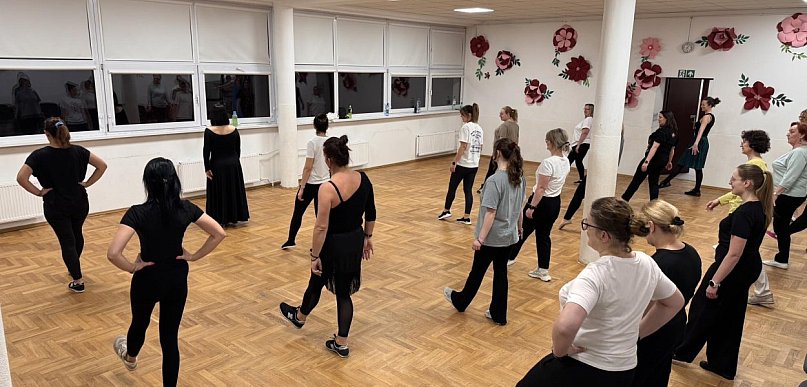 Warsztaty tańca dla Pań rozpoczęły obchody Dnia Kobiet w Myślenicach