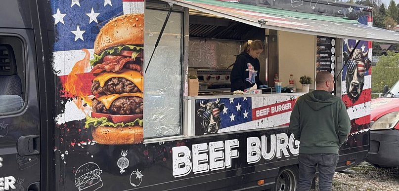 Weekend majowy z food truckami na Zarabiu