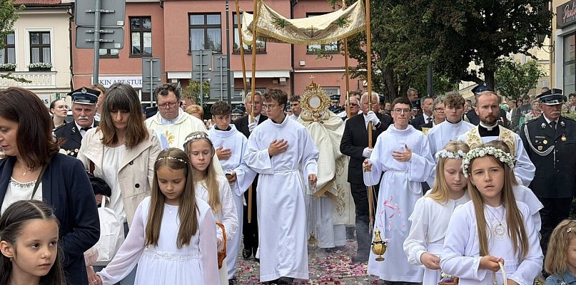 Boże Ciało w Myślenicach. Wyjątkowa procesja przeszła przez Rynek