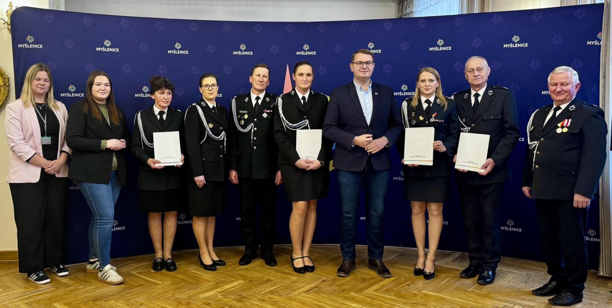 Gmina Myślenice przekazała dotacje na sprzęt ratowniczy dla jednostek OSP