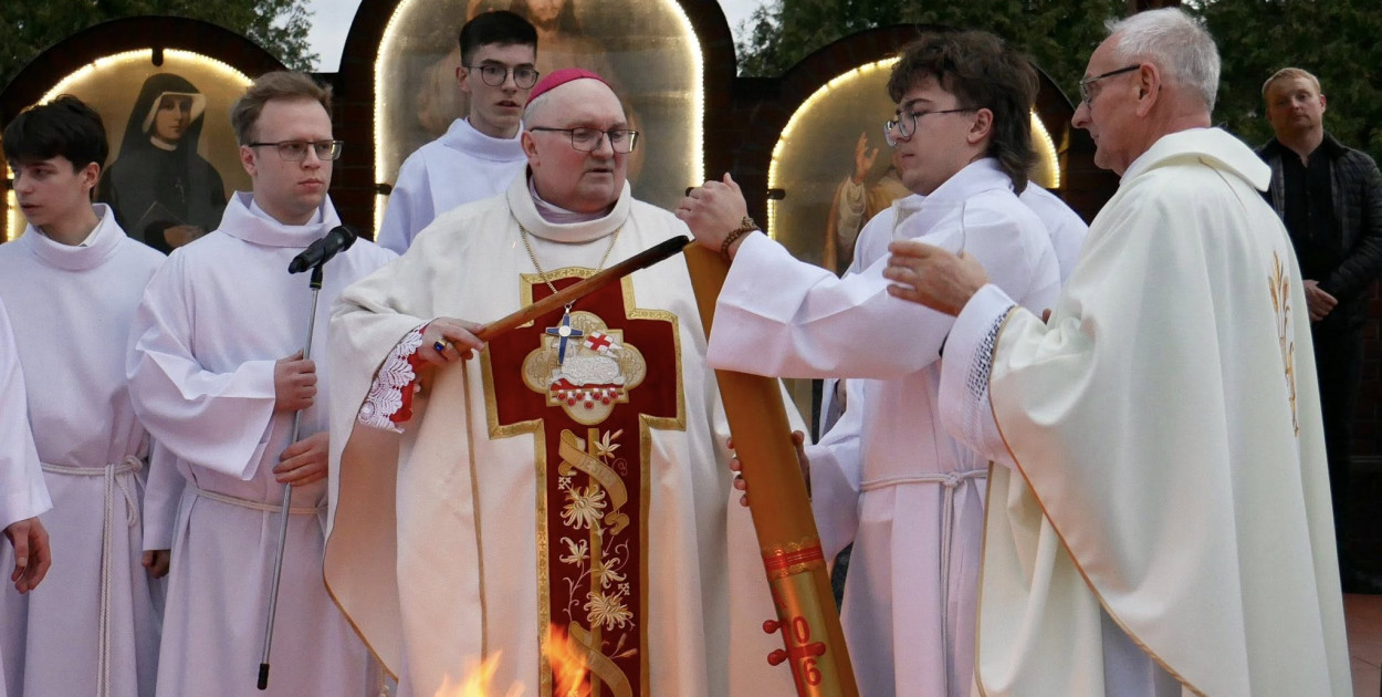 Wigilia Paschalna w Parafii Narodzenia Najświętszej Maryi Panny